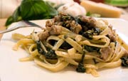 Fettuccine with Spinach and Sausage