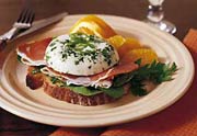 Poached Eggs with Arugula and Prosciutto