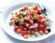 Fresh Salmon Salad with Chickpeas and Tomatoes