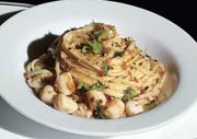 Linguine with Bay Scallops and Lemon